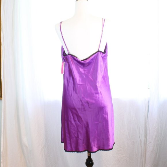 Silk & Satin Negligee Nightgown V Neck Purple Black Lace XL NWT Spaghetti SW27 - Picture 2 of 4